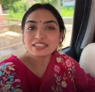 বহু বছর পর পরিবারকে নিয়ে সুন্দর মুহূর্ত পার করছি🤗