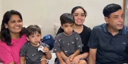 গোল্লা বাবু ঘু.ষ খাওয়া শিখে গেছে