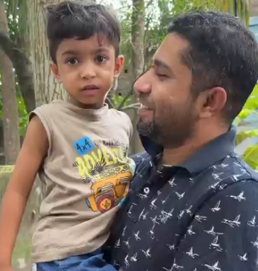 বহু বছর পর দাদার সাথে দেখা হলো
