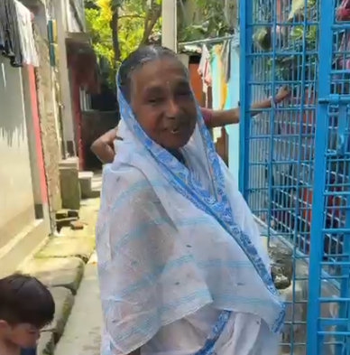 এইগুলিতেই ঠাম্মী আনন্দ পাচ্ছে🤗